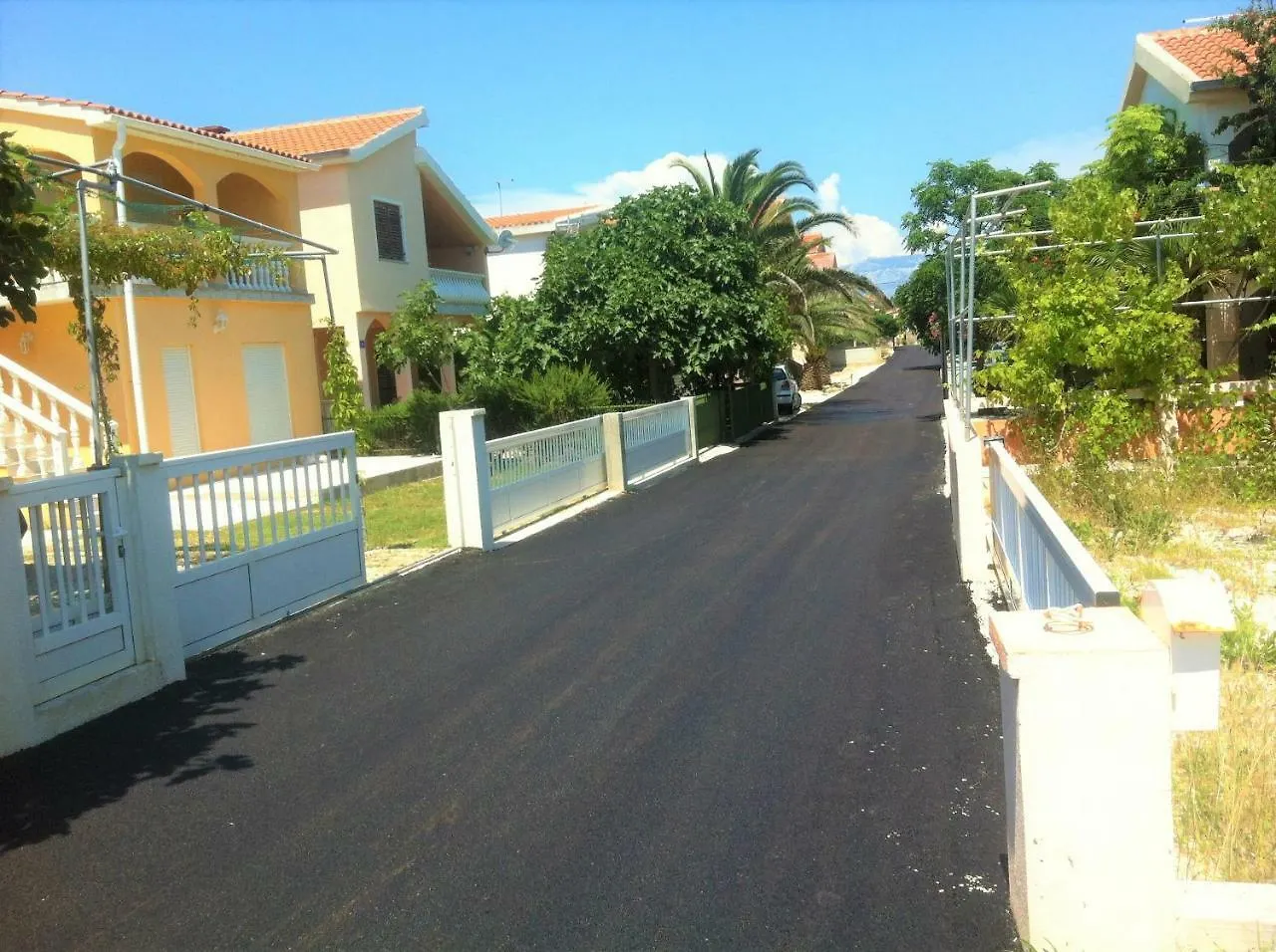 Apartman Bura Vir